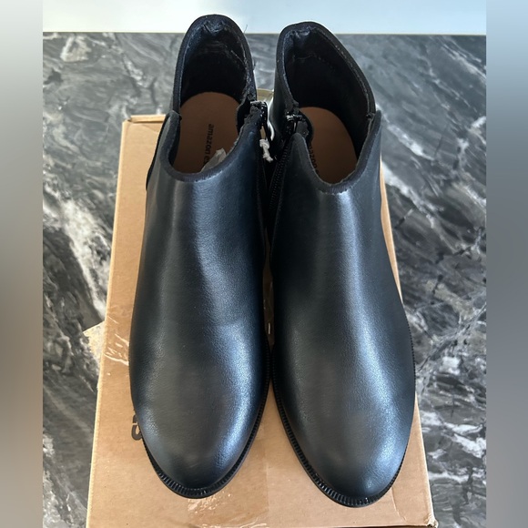 Amazon Essential Microsuede Ankle Boot - Picture 4 of 16